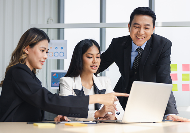 Advantages of payroll software